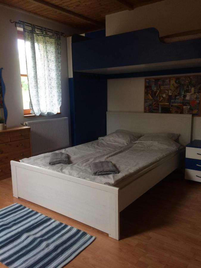 Cosy Rooms On The Lake Near Budapest And The Airport Isaszeg ภายนอก รูปภาพ